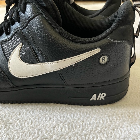 Men’s Nike Air Force 1 - Picture 2 of 5